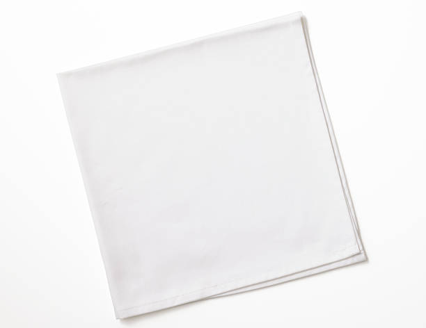 isolado foto de guardanapo branco dobrado em fundo branco - white textile linen textured - fotografias e filmes do acervo