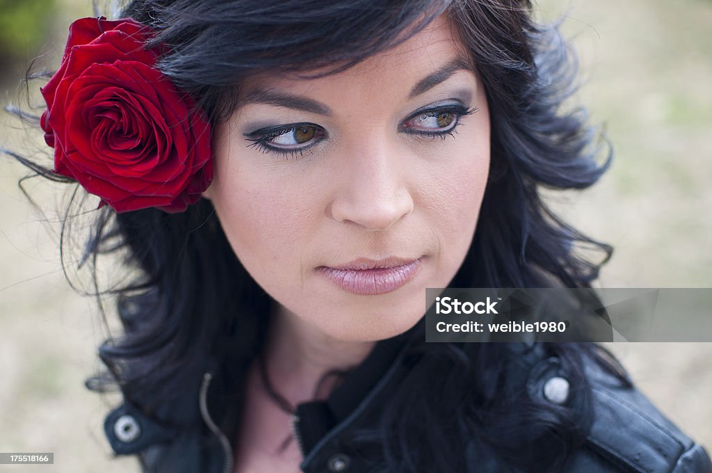 Frau mit Rosen - Lizenzfrei Alternative Behandlungsmethode Stock-Foto