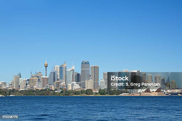 Skyline Von Sydney Stockfoto und mehr Bilder von Oper von Sydney - Oper von Sydney, Opernhaus, Stadtsilhouette