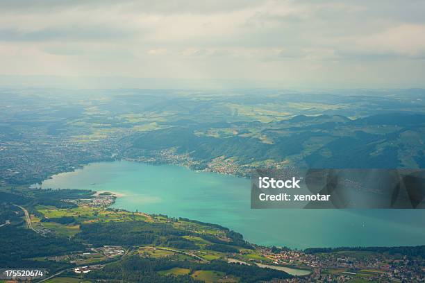 Foto de Vista Aérea Da Suíça e mais fotos de stock de Beleza natural - Natureza - Beleza natural - Natureza, Campo, Casa