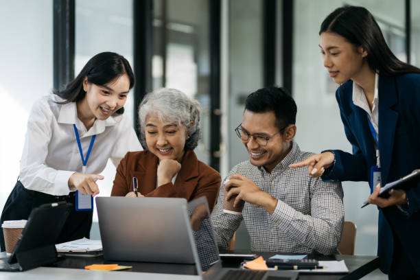istock Happy smiling businessman feel happy work complete Teamwork success, success at work in the office concept. 1755211399