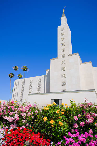 istock Mormon temple in Los Angeles, CA 175522178