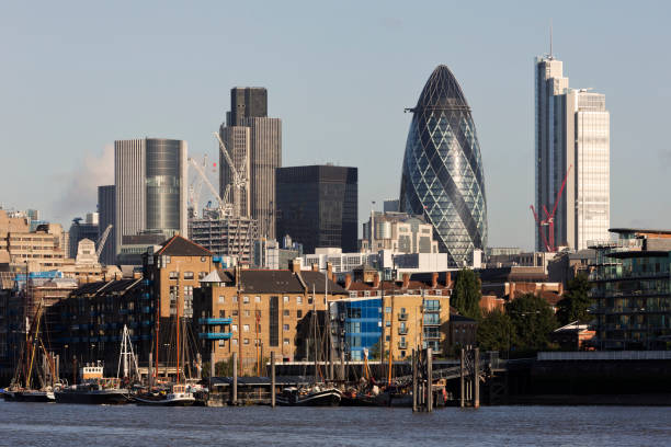 city of london - crane skyline uk tower of london 뉴스 사진 이미지