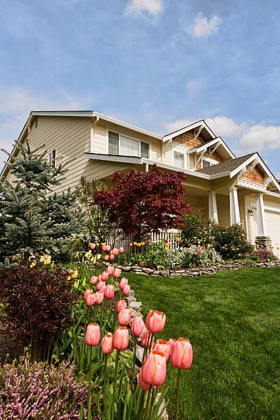 istock House with beautiful landscaping 175526206