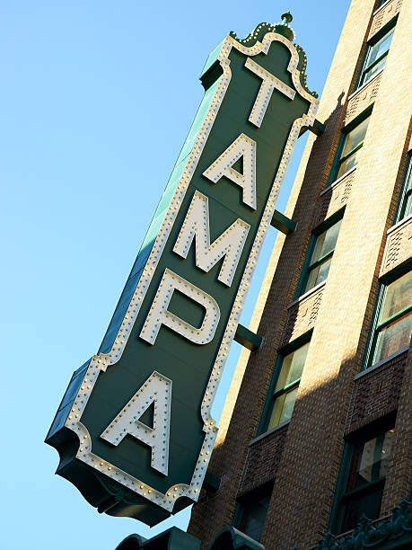 istock Large exterior Tampa sign 175527573
