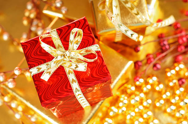 istock Christmas gifts 175530059