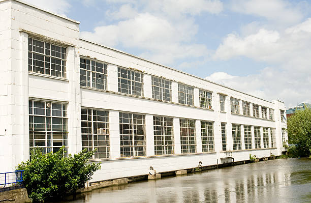 istock The River Len, Maidstone, Kent, uk 175531778