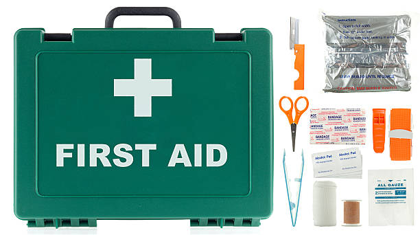 kit de primeiros socorros - gauze bandage adhesive bandage healthcare and medicine - fotografias e filmes do acervo
