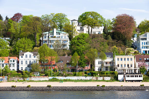 istock Houses along the Elbe 175535124