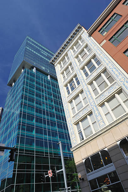 istock Buildings in Pittsburgh 175539069