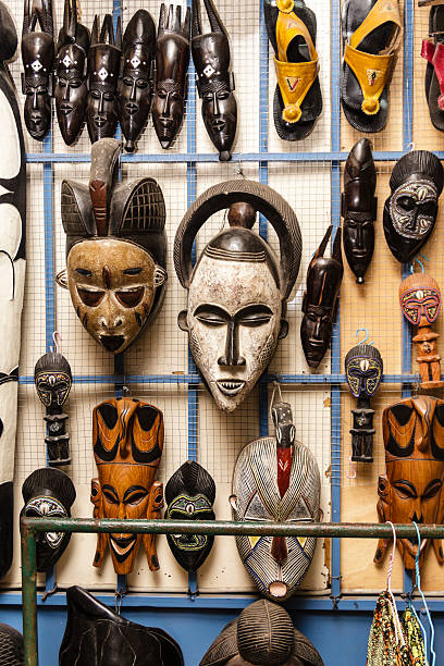 máscaras africano - fetish mask - fotografias e filmes do acervo