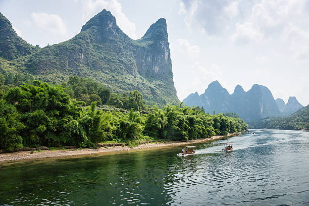 istock Karst Peaks Along Li River, Guangxi Province, China 175541151