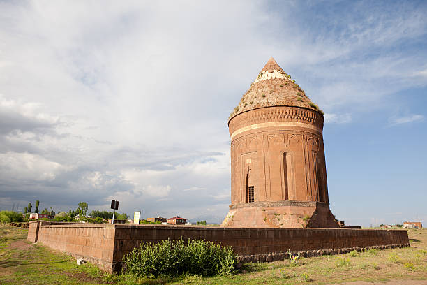 istock Tomb of Usta Sakirt, Bitlis 175544584