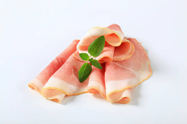각종 햄 슬라이스를 - thin portion salami meat 뉴스 사진 이미지