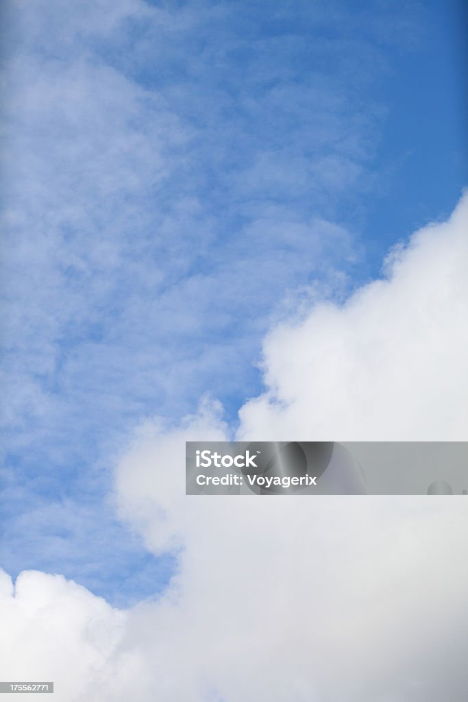 Blue sky with clouds Метеорология - Стоковые фото Абстрактный роялти-фри