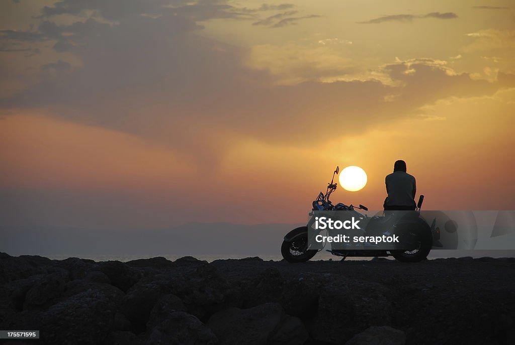 La libertà e la solitudine 3 - Foto stock royalty-free di Motocicletta