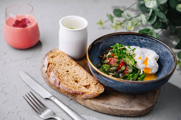 istock Salad of asparagus, tomatoes and poached egg 1755757581