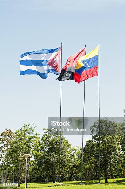 Kubakubanische Flagge Stockfoto und mehr Bilder von Blau - Blau, Flagge, Fotografie