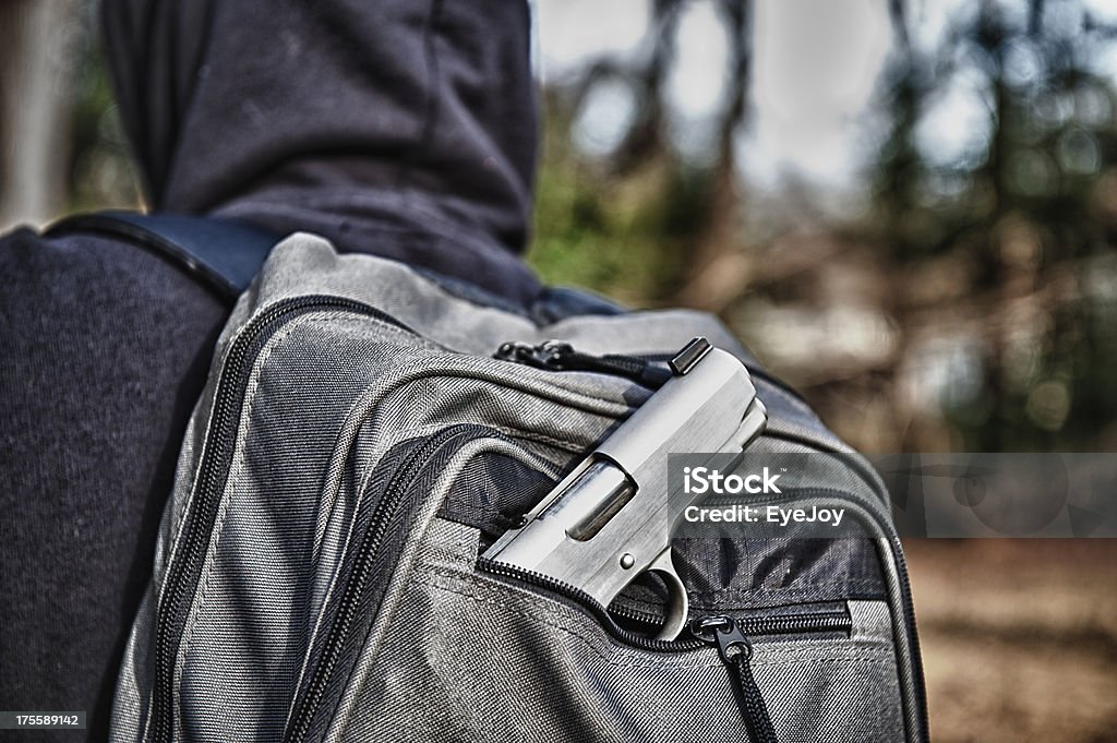 School Gun Gewalt in einem Rucksack - Lizenzfrei Bildschärfe Stock-Foto