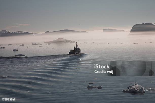 Photo libre de droit de Voyage Au Paradis banque d'images et plus d'images libres de droit de Amérique du Nord - Amérique du Nord, Arctique, Brouillard