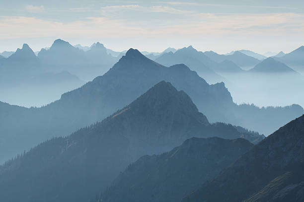 tannheimer 산맥 - european alps mountain tannheimer silhouette 뉴스 사진 이미지