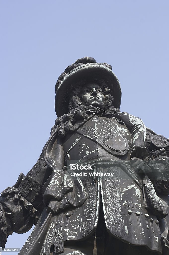 Estátua de laranja king William III de 1689 para 1702 - Foto de stock de Palácio de Kensington royalty-free