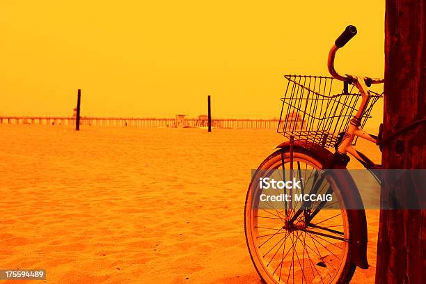 빈티지 플라주 자전거 고요한 장면에 대한 스톡 사진 및 기타 이미지 - 고요한 장면, 고풍스런, 골동품