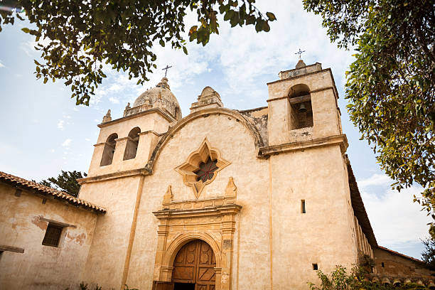 istock San Carlos Borromeo de Carmelo Mission 175594848