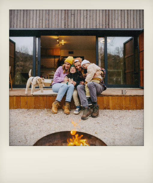 istock Extended weekend in the cabin house 1755955659