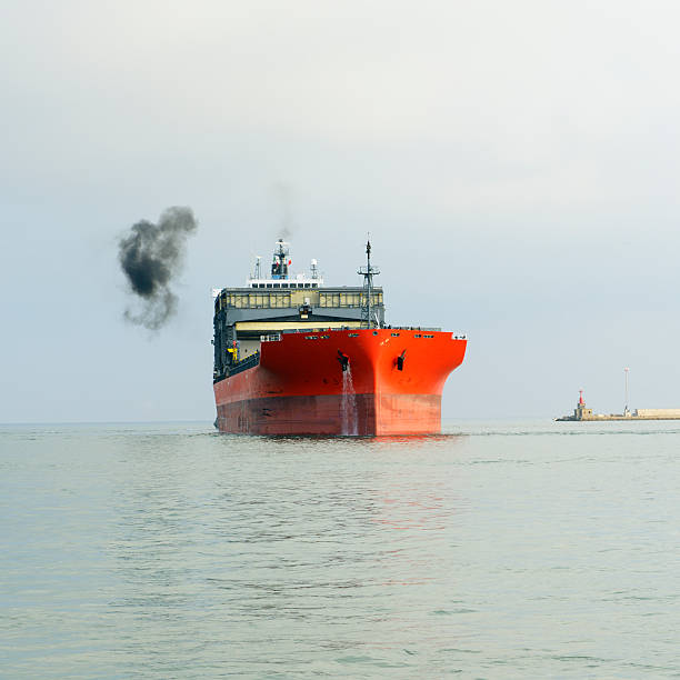 istock Industrial ship entering the harbor 175601790