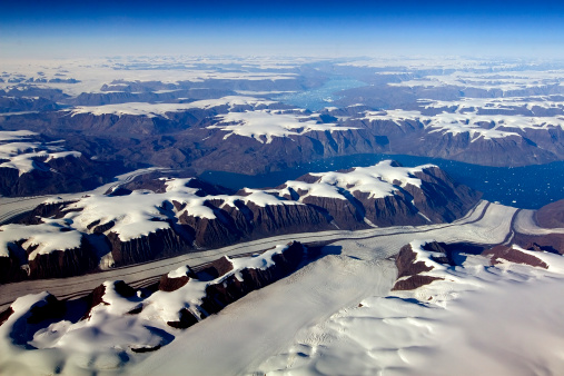 Aérea de Groenlandia y los icebergs de los Glaciares photo