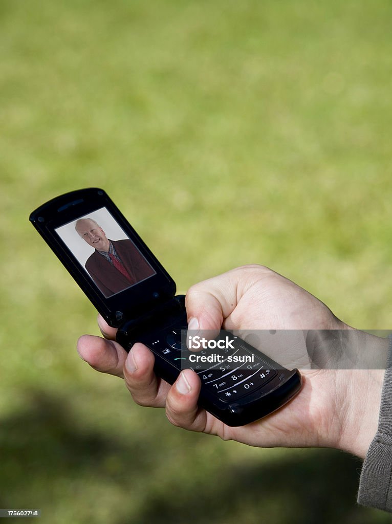 ビデオまでお電話ください。 - 3G携帯のロイヤリティフリーストックフォト