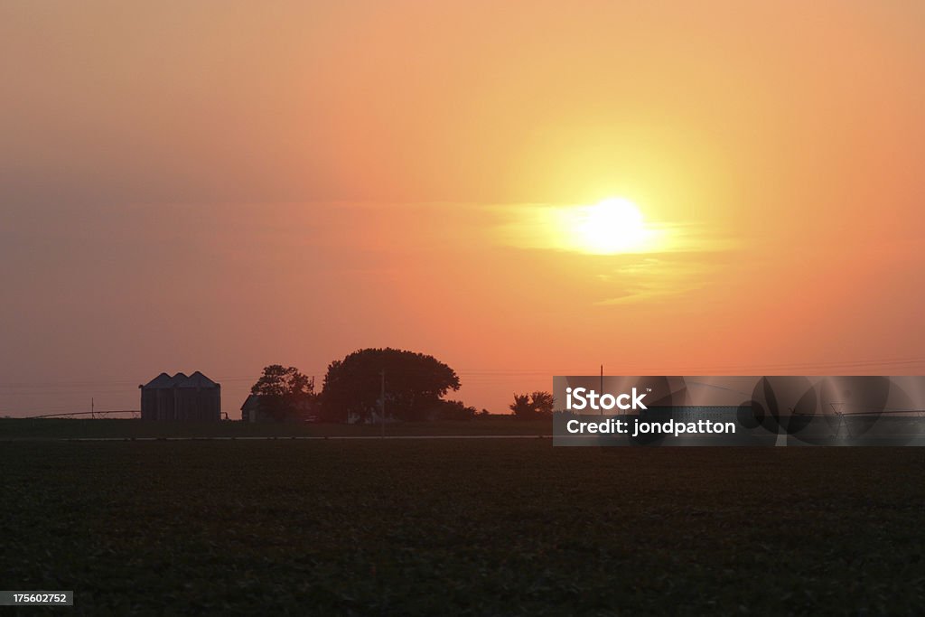 Pôr-do-sol em Nebraska - Foto de stock de Carregamento - Frete royalty-free