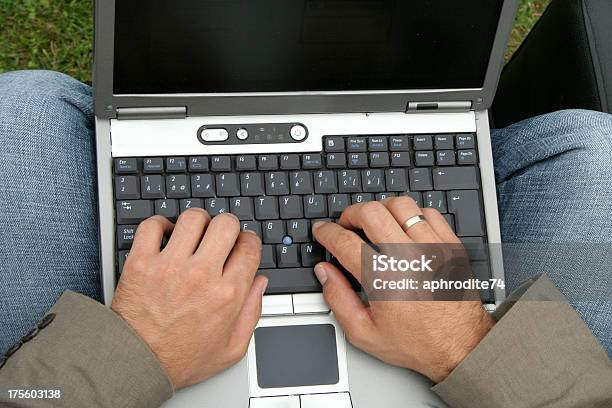 Foto de Teclado e mais fotos de stock de Movimento - Movimento, Surfe, Adulto