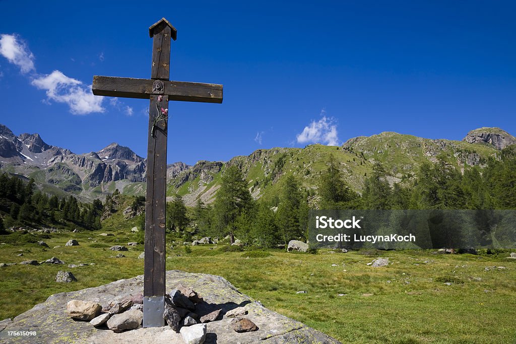 Alte hölzerne cross - Lizenzfrei Alpen Stock-Foto