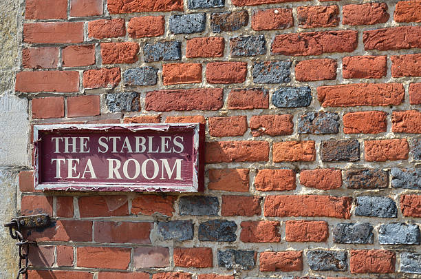 istock Tea room sign on brick 175618186