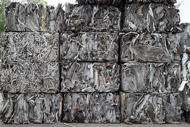 고철 큐브 - scrap metal metal recycling aluminum 뉴스 사진 이미지