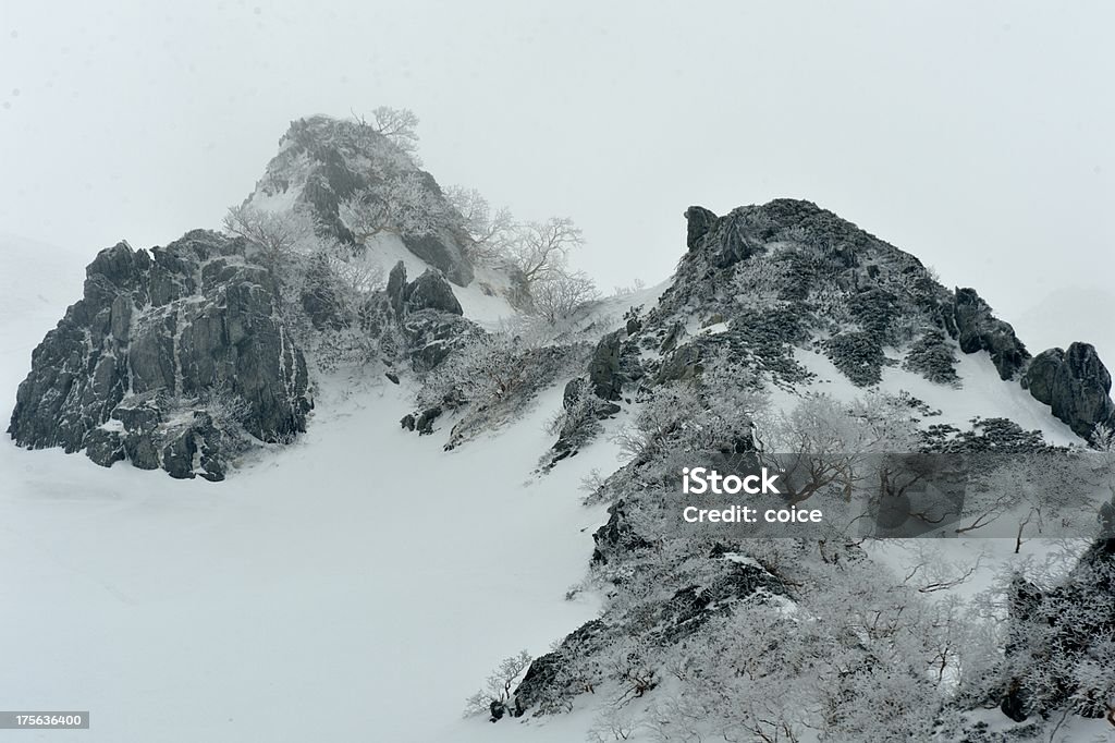 Snowy góry krajobrazy - Zbiór zdjęć royalty-free (Bez ludzi)