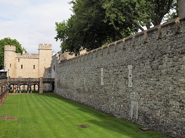 istock Tower of London 175641184