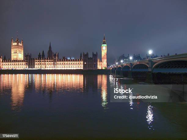 Casas Do Parlamento - Fotografias de stock e mais imagens de Arquitetura - Arquitetura, Capitais internacionais, Casas do Parlamento - Londres