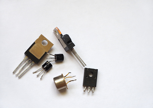 Semiconductor components. Types of transistor, triode, triac, mosfet or tristor.