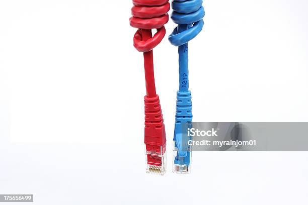 Kabel Usb Na Białym Tle - zdjęcia stockowe i więcej obrazów Bez ludzi - Bez ludzi, Czerwony, Digital Subscriber Line - Angielski zwrot