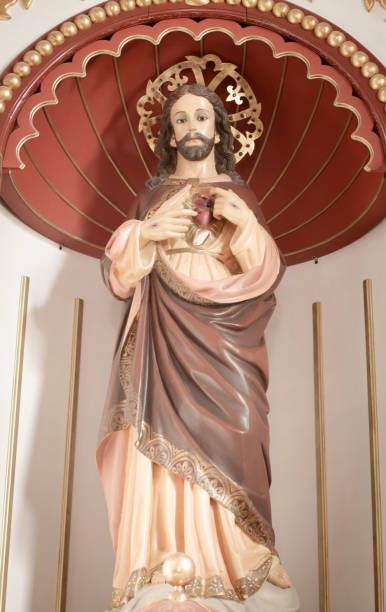 istock Heart of Jesus sculpture 1756677543