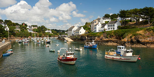 istock doelan port le pouldu in brittany 175671642