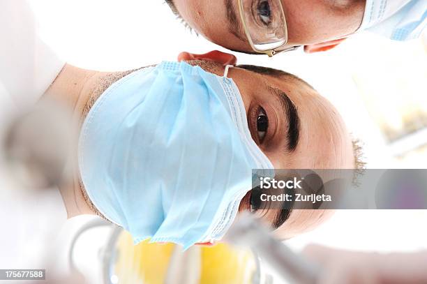 Gesunde Zähne Patient Bei Zahnarztbüro Karies Prevention Stockfoto und mehr Bilder von Arbeiten