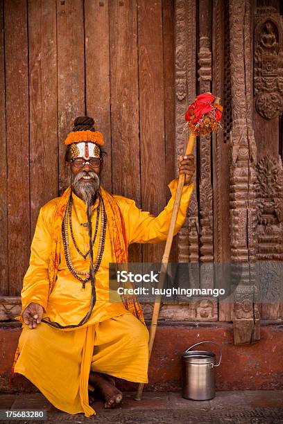 Sadhu Durbar Square - Fotografie stock e altre immagini di Abbigliamento religioso - Abbigliamento religioso, Adulto, Adulto in età matura