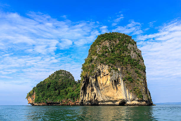 istock Tropical island on the sea in Thailand 175690676