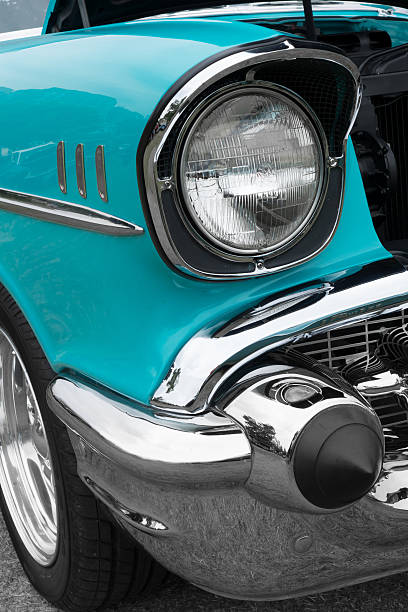 istock Front lights of an Old vintage car 175691089