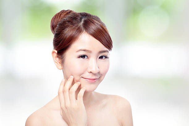 istock Beauty woman Face 175715102