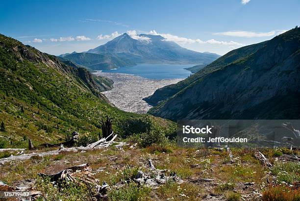 Mount Saint Helens And Spirit Lake Stock Photo - Download Image Now - Beauty In Nature, Color Image, Cone Shape